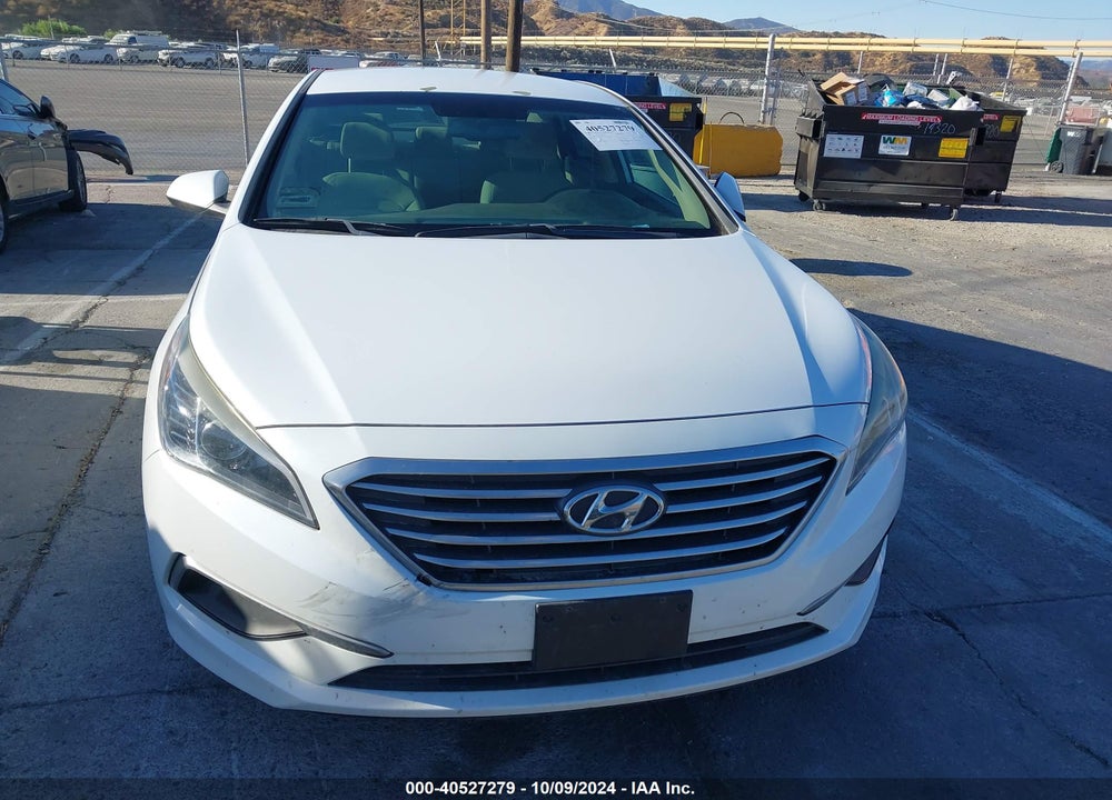 2016 HYUNDAI SONATA SE VIN: 5NPE24AF9GH271372