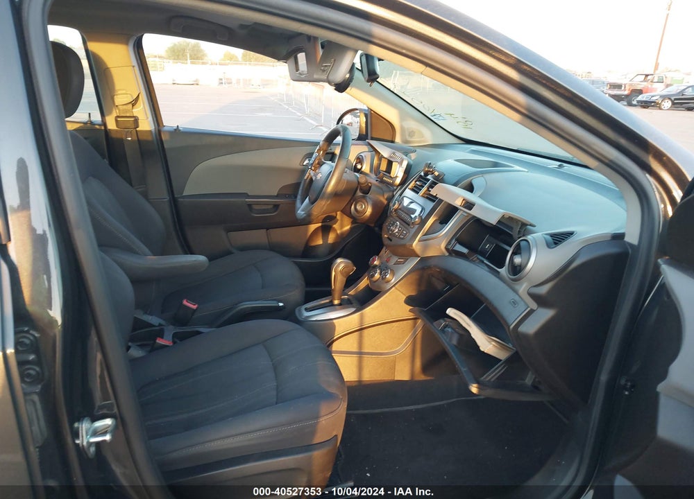 2014 CHEVROLET SONIC LT AUTO VIN: 1G1JC5SH0E4187437