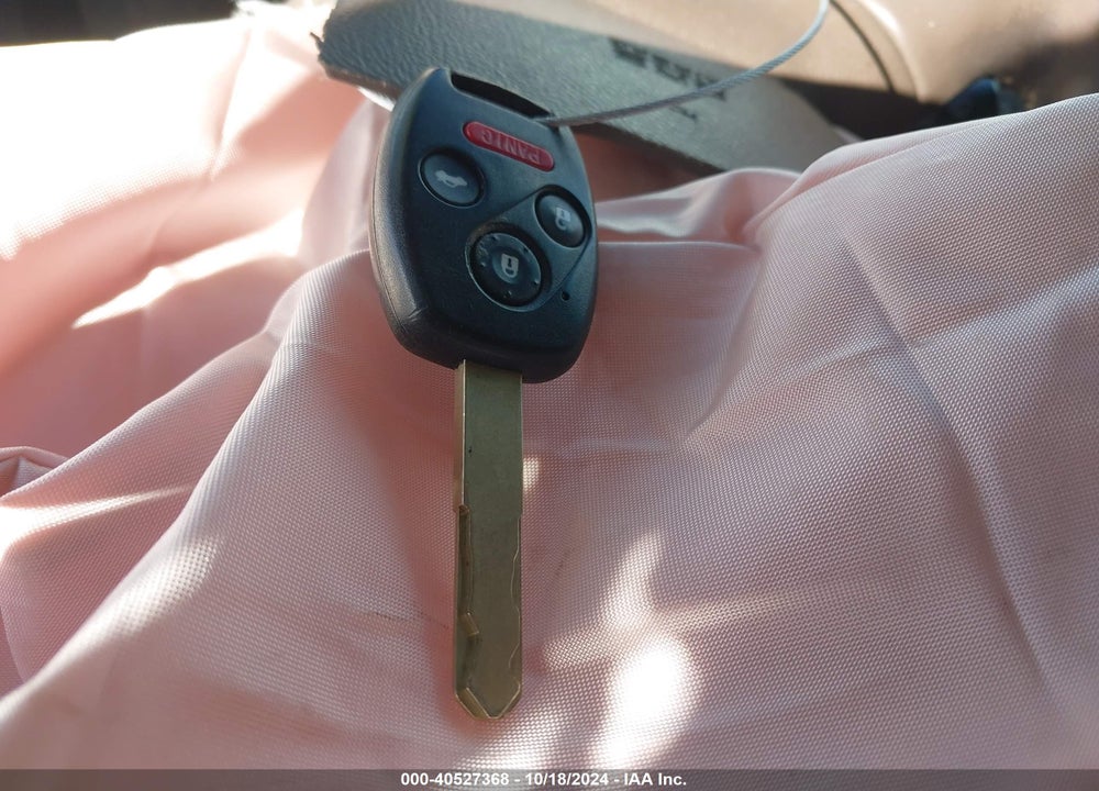 2006 HONDA ACCORD 3.0 EX VIN: 1HGCM66516A012704