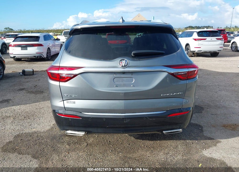 2018 BUICK ENCLAVE ESSENCE VIN: 5GAERBKW9JJ153255