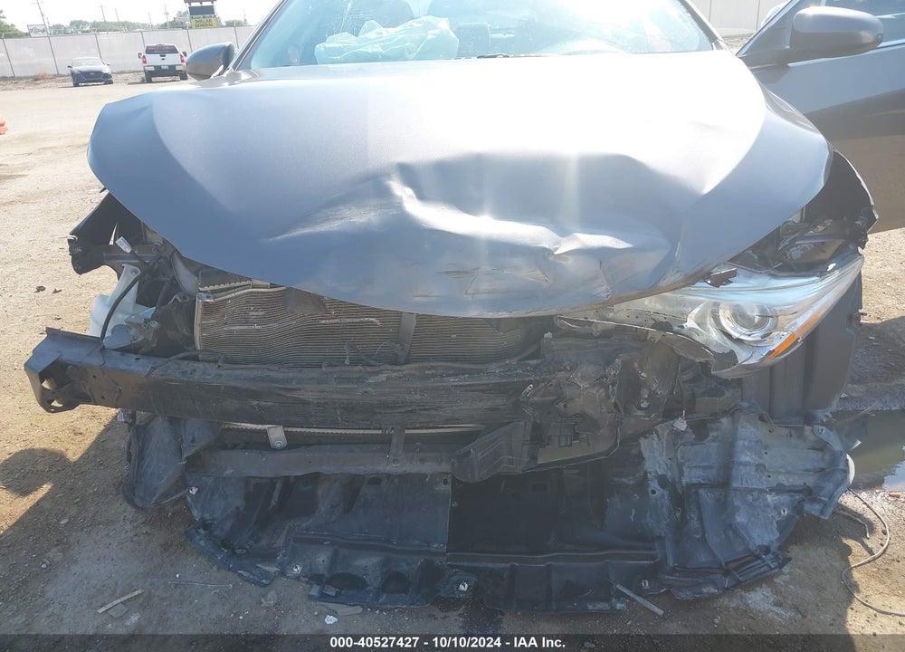 2017 TOYOTA CAMRY LE VIN: 4T1BF1FK0HU662912