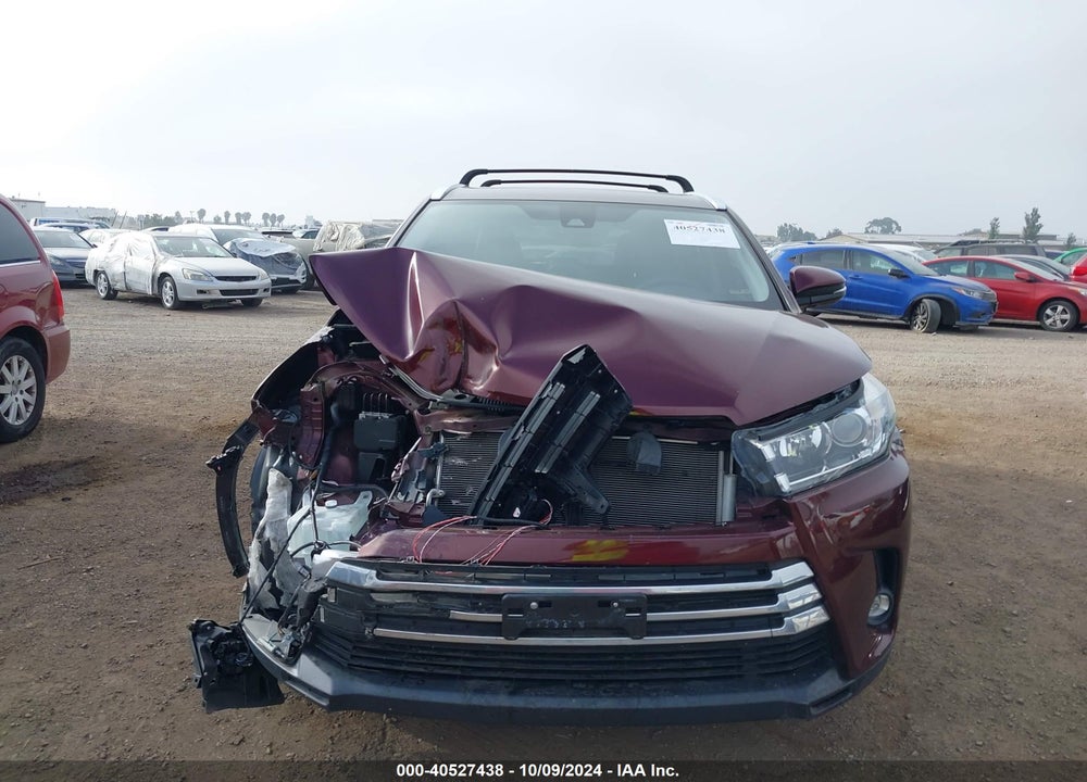 2019 TOYOTA HIGHLANDER LIMITED VIN: 5TDYZRFH7KS329837