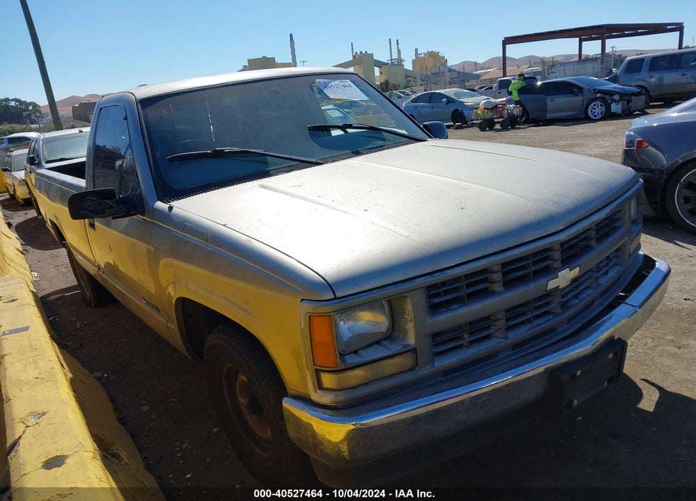 1998 CHEVROLET C1500 FLEETSIDE VIN: 1GCEC14M8WZ185810