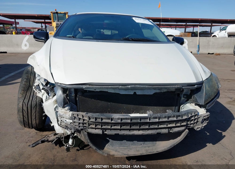 2011 HONDA CR-Z VIN: JHMZF1D49BS004014