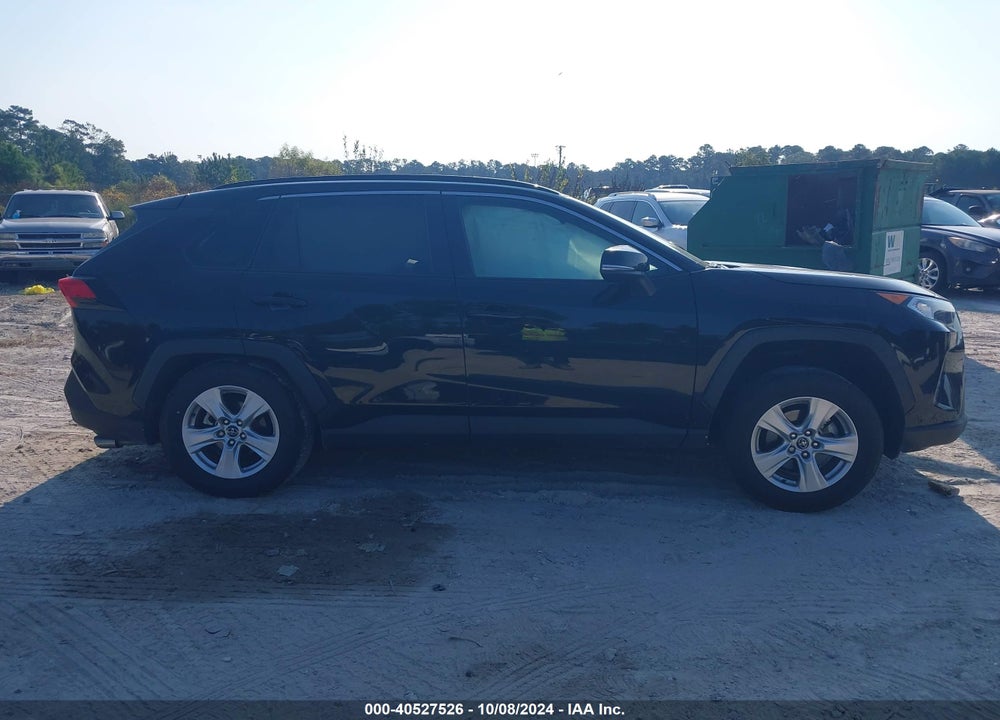 2021 TOYOTA RAV4 XLE VIN: 2T3W1RFV6MC094225