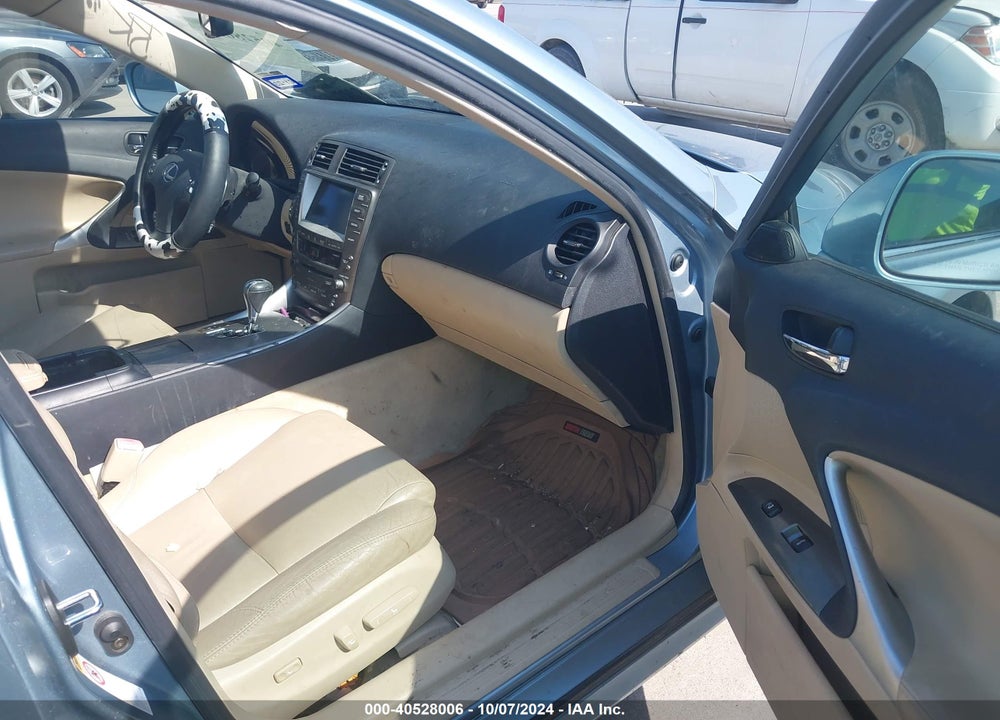 2006 LEXUS IS 350 VIN: JTHBE262362001217