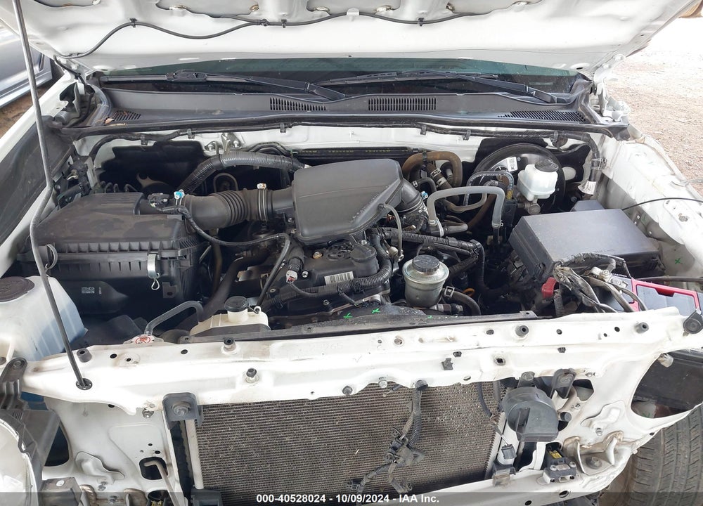2019 TOYOTA TACOMA SR VIN: 5TFRX5GN3KX146064