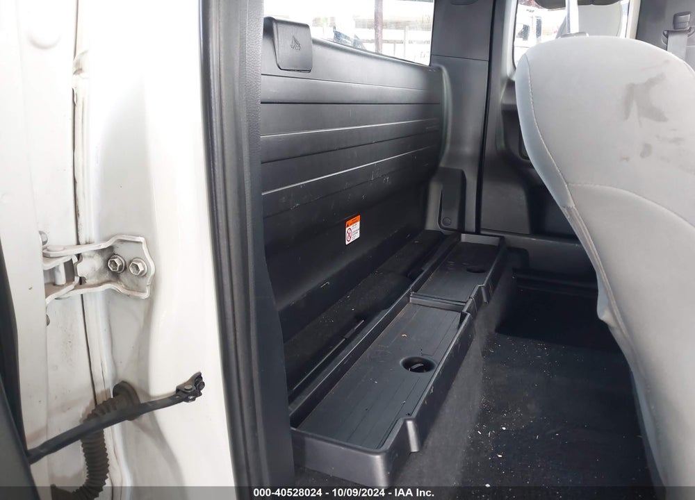 2019 TOYOTA TACOMA SR VIN: 5TFRX5GN3KX146064