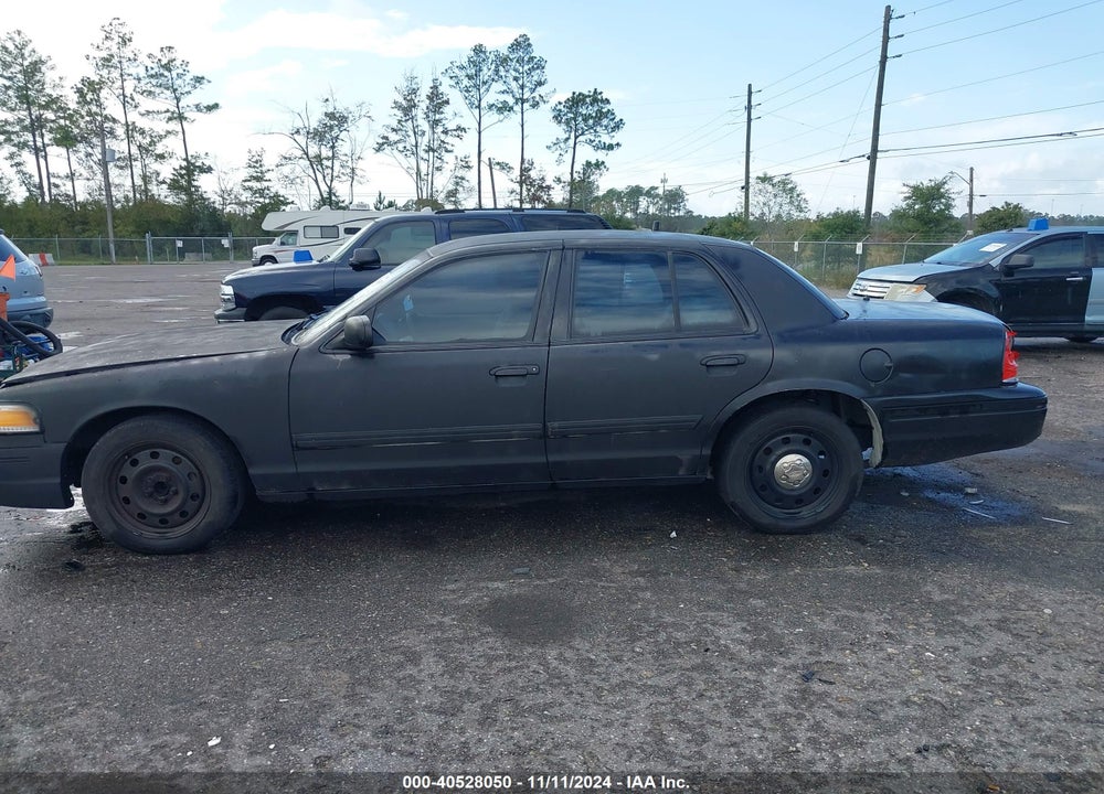 2011 FORD CROWN VICTORIA POLICE INTERCEPTOR VIN: 2FABP7BV3BX122030