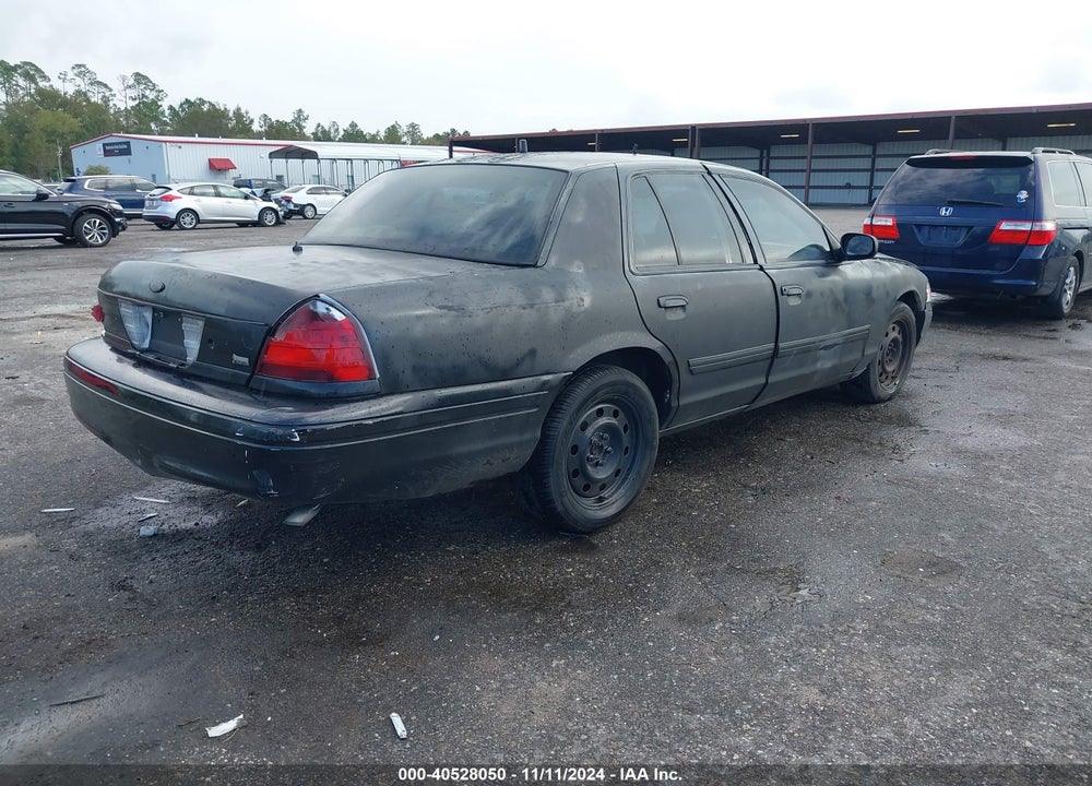 2011 FORD CROWN VICTORIA POLICE INTERCEPTOR VIN: 2FABP7BV3BX122030