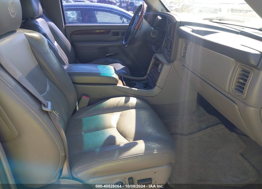2005 CADILLAC ESCALADE STANDARD VIN: 1GYEK63N45R128958