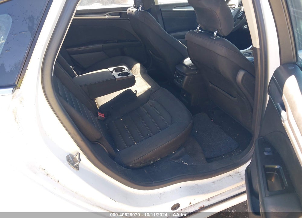 2014 FORD FUSION SE VIN: 3FA6P0HD4ER338043