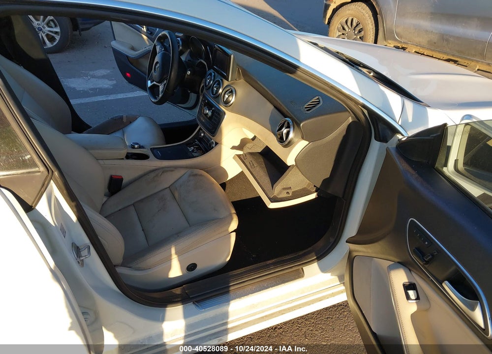 2014 MERCEDES-BENZ CLA 250 VIN: WDDSJ4EB0EN155770