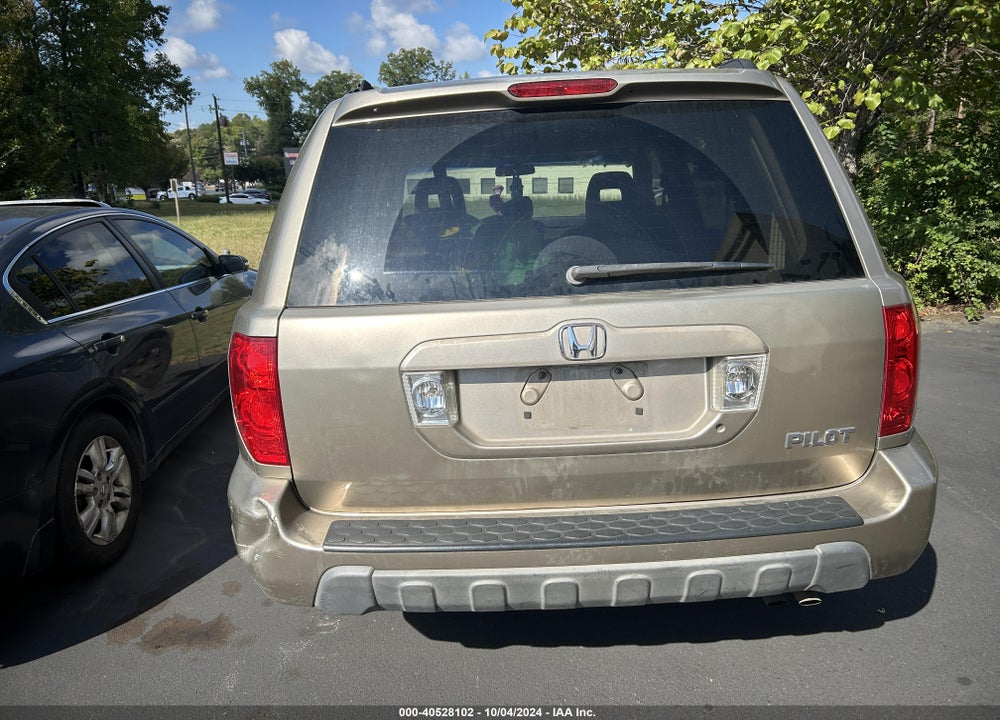 2005 HONDA PILOT VIN: 5FNYF18555B051249