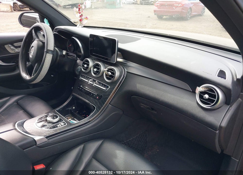 2018 MERCEDES-BENZ GLC 300 VIN: WDC0G4JB0JV043691