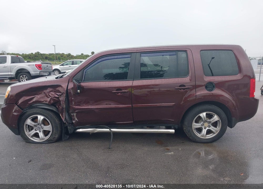 2015 HONDA PILOT EX-L VIN: 5FNYF3H56FB023490