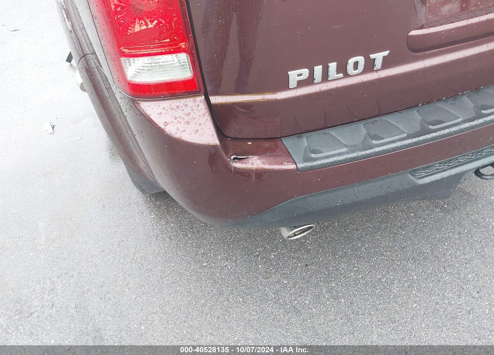 2015 HONDA PILOT EX-L VIN: 5FNYF3H56FB023490