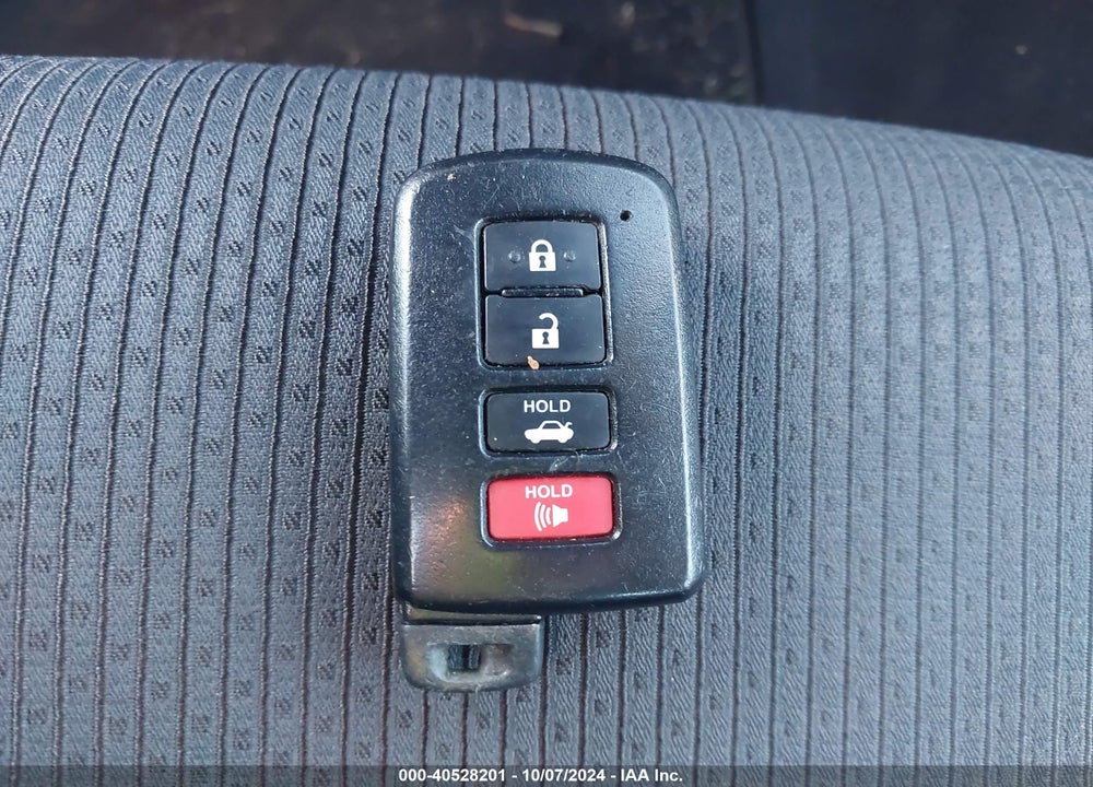 2016 TOYOTA CAMRY SE VIN: 4T1BF1FK8GU215565