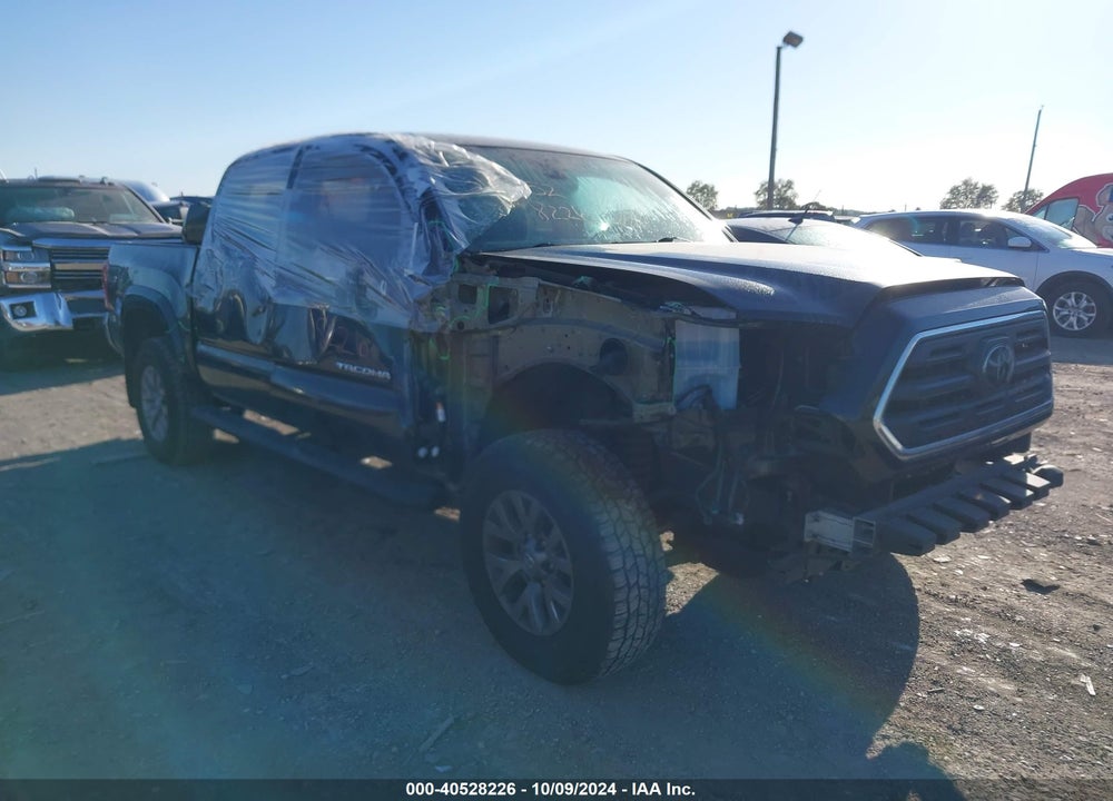 2018 TOYOTA TACOMA SR5 V6 VIN: 3TMCZ5AN7JM171160