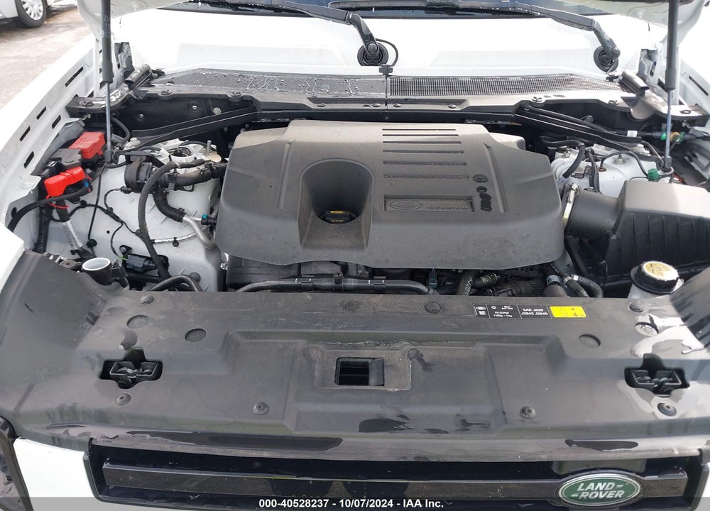 2024 LAND ROVER DEFENDER 130 P400 X-DYNAMIC SE VIN: SALE2FEU6R2253672