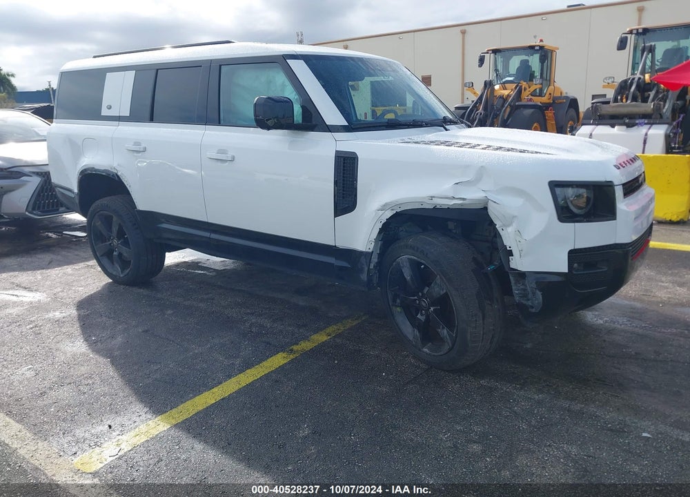 2024 LAND ROVER DEFENDER 130 P400 X-DYNAMIC SE VIN: SALE2FEU6R2253672