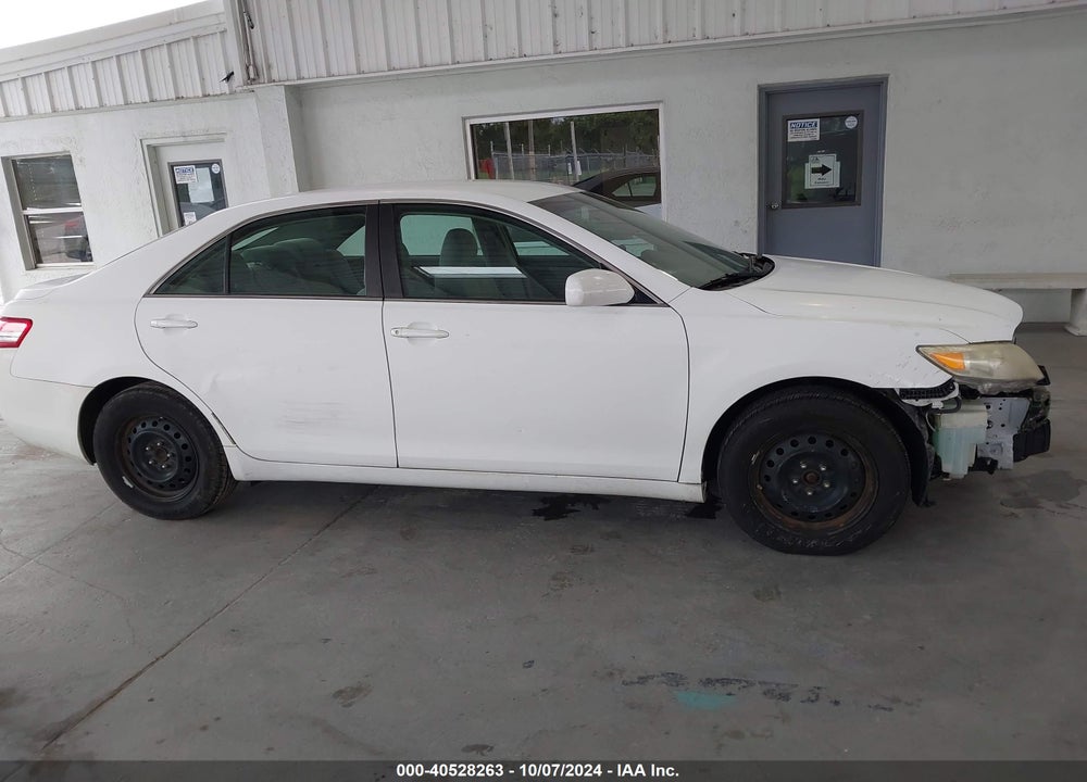 2011 TOYOTA CAMRY VIN: 4T1BF3EK2BU721835