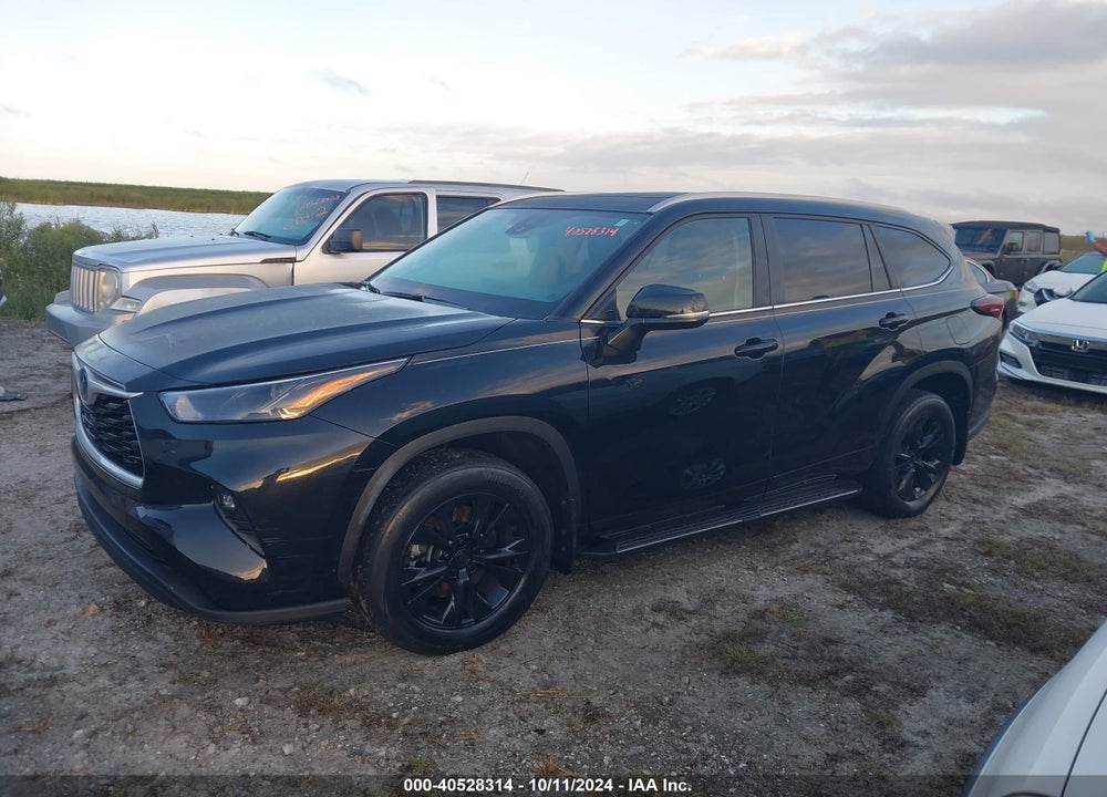 2024 TOYOTA HIGHLANDER HYBRID XLE VIN: 5TDKARAH4RS023953