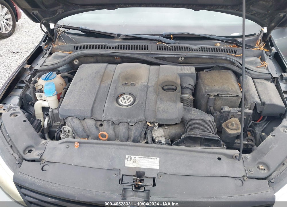 2012 VOLKSWAGEN JETTA 2.5L SE VIN: 3VWDP7AJ5CM335931