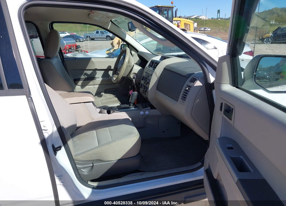 2011 FORD ESCAPE HYBRID VIN: 1FMCU5K33BKB92989