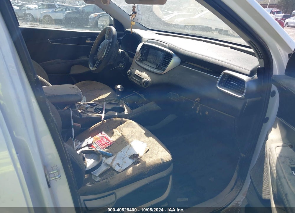 2019 KIA SORENTO 3.3L LX VIN: 5XYPGDA54KG564145