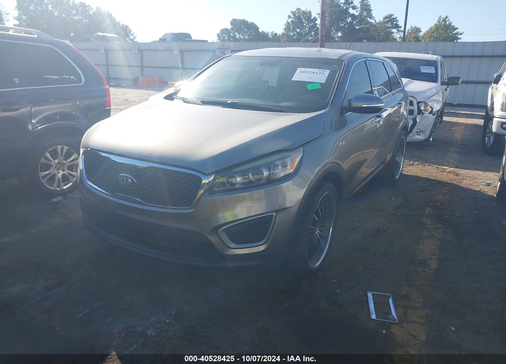 2016 KIA SORENTO 2.4L L VIN: 5XYPG4A31GG184914