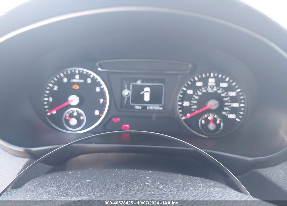 2016 KIA SORENTO 2.4L L VIN: 5XYPG4A31GG184914