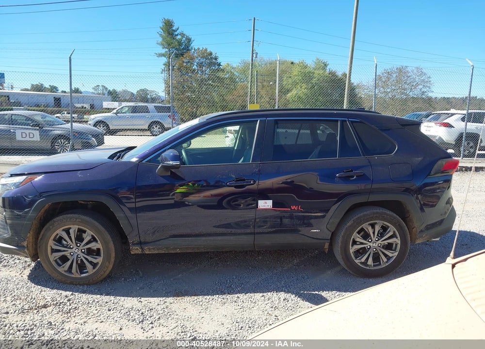 2022 TOYOTA RAV4 HYBRID XLE PREMIUM VIN: JTMB6RFV0ND068619