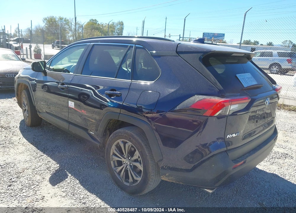 2022 TOYOTA RAV4 HYBRID XLE PREMIUM VIN: JTMB6RFV0ND068619