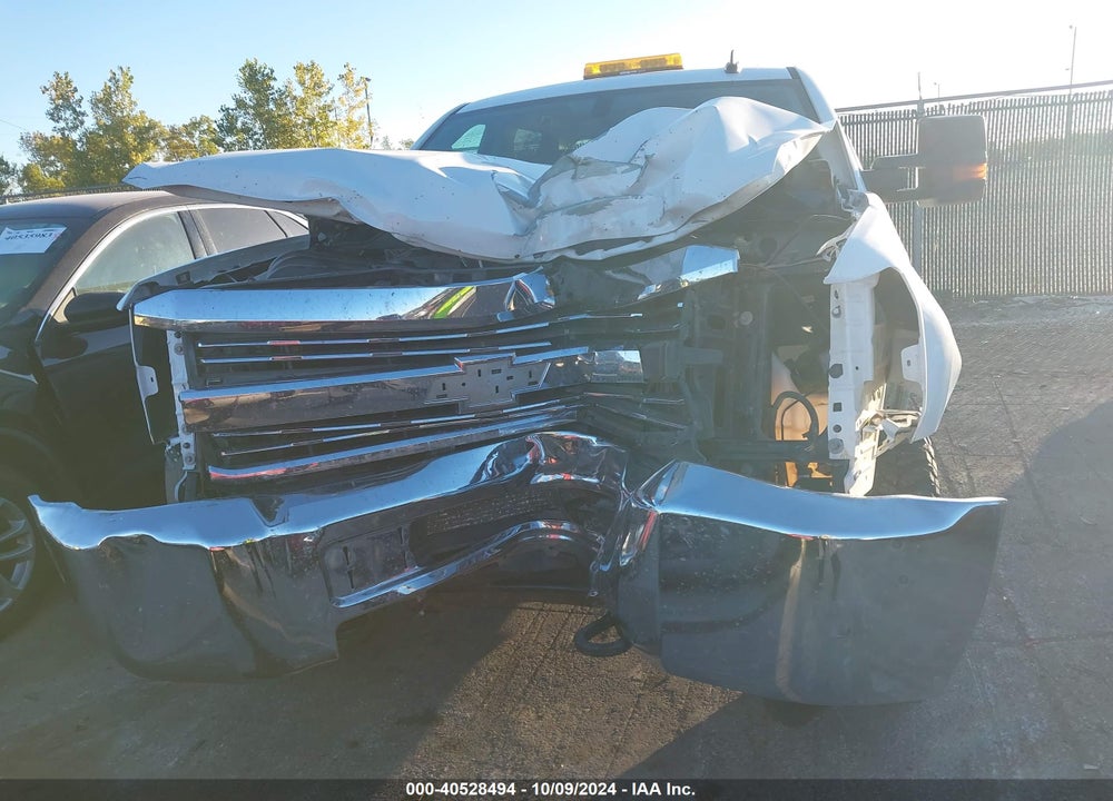2017 CHEVROLET SILVERADO 3500HD WT VIN: 1GC4KYCGXHF231841