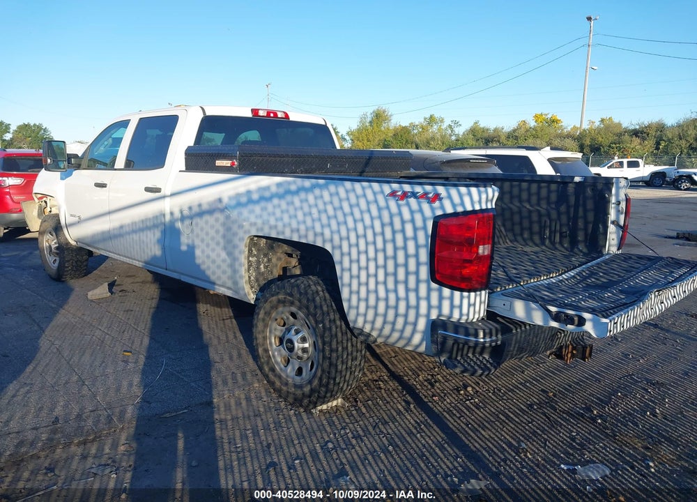 2017 CHEVROLET SILVERADO 3500HD WT VIN: 1GC4KYCGXHF231841