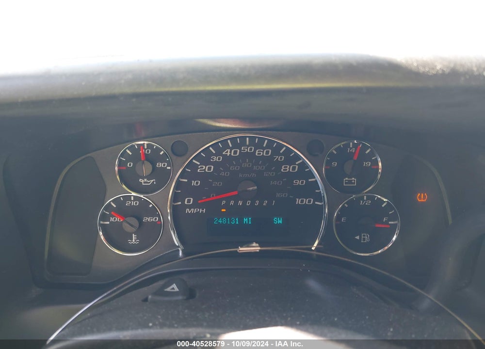 2010 CHEVROLET EXPRESS 1500 WORK VAN VIN: 1GCUGADX1A1150382