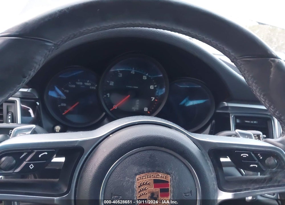 2018 PORSCHE MACAN VIN: WP1AA2A51JLB17723