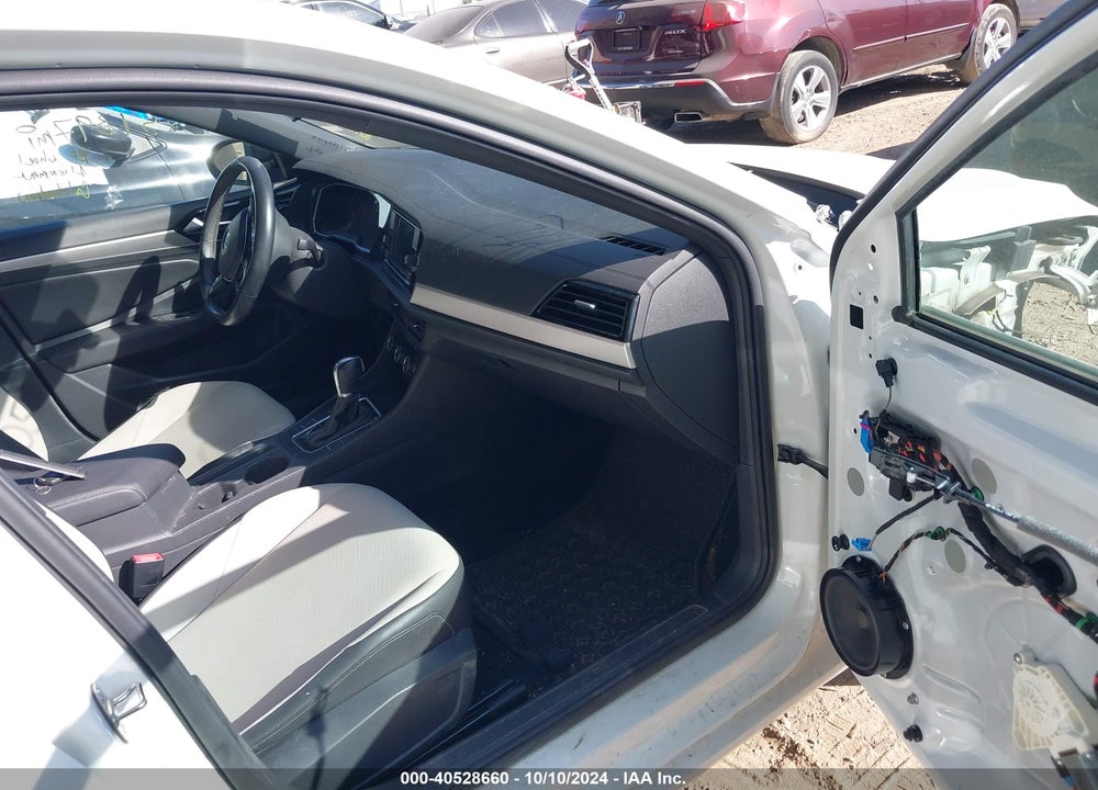 2019 VOLKSWAGEN JETTA 1.4T R-LINE/1.4T S/1.4T SE VIN: 3VWCB7BU3KM126639
