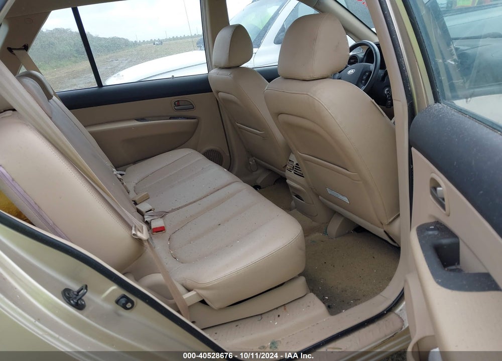 2007 KIA RONDO EX VIN: KNAFG525677035605