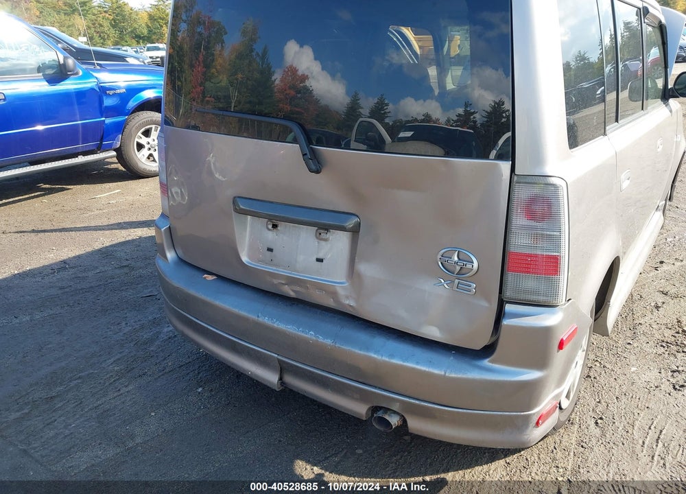 2005 SCION XB VIN: JTLKT324850213324