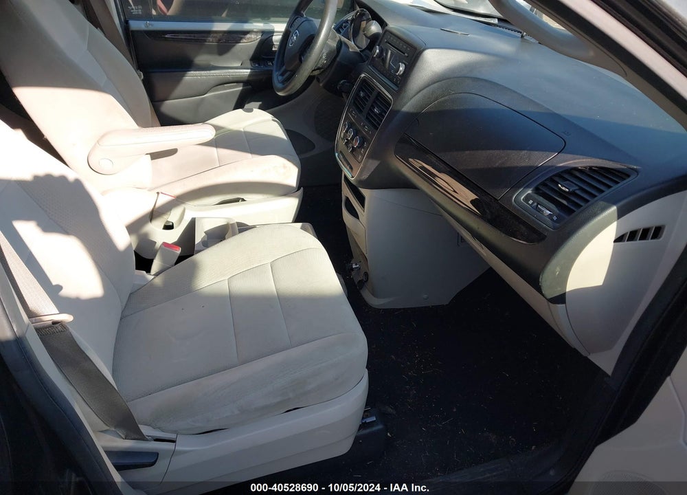 2012 DODGE GRAND CARAVAN SXT VIN: 2C4RDGCG7CR405330