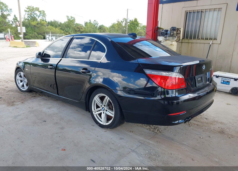 2008 BMW 528I VIN: WBANU53538CT01755