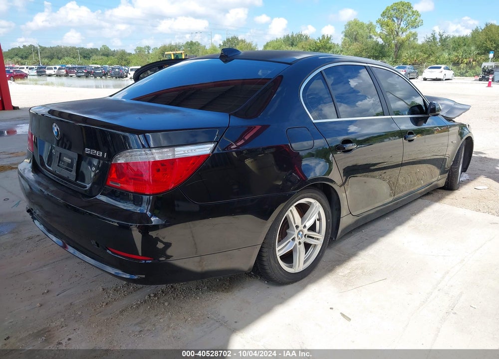 2008 BMW 528I VIN: WBANU53538CT01755