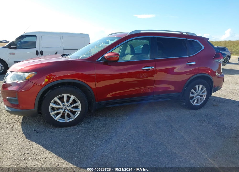 2018 NISSAN ROGUE SV VIN: 5N1AT2MT8JC722047