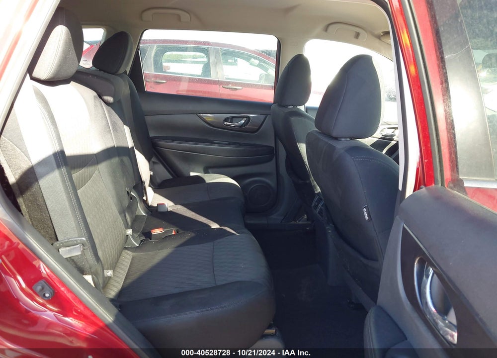 2018 NISSAN ROGUE SV VIN: 5N1AT2MT8JC722047