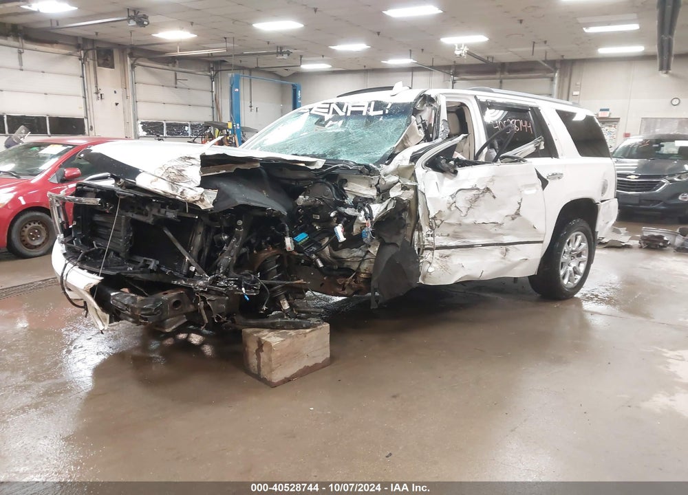 2018 GMC YUKON DENALI VIN: 1GKS2CKJ4JR403510