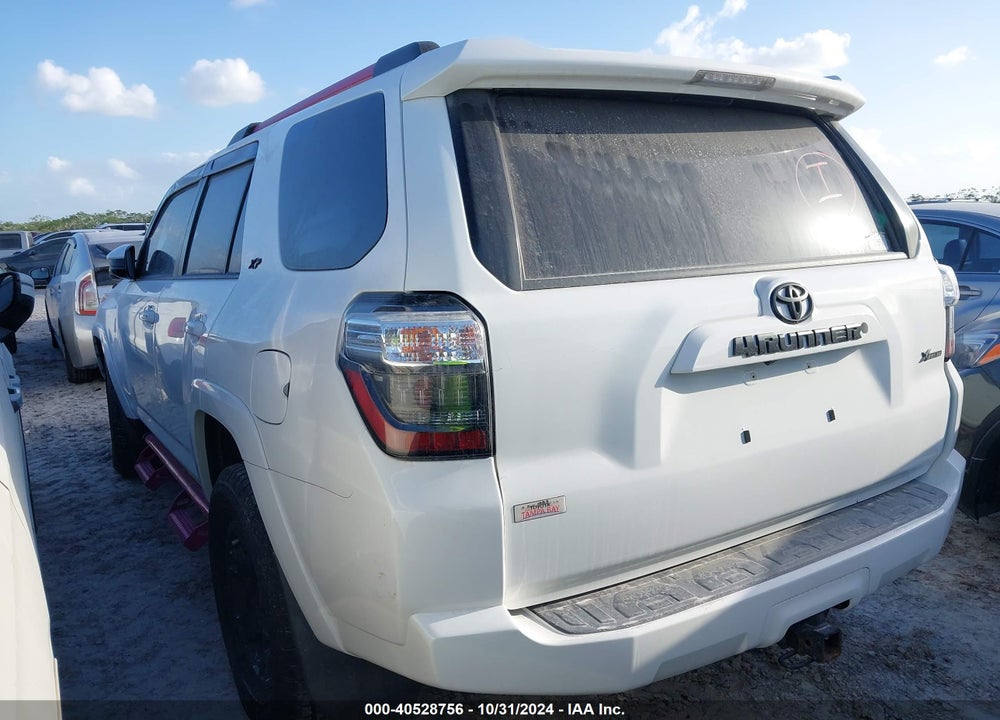 2021 TOYOTA 4RUNNER SR5 VIN: JTEEU5JR1M5238786