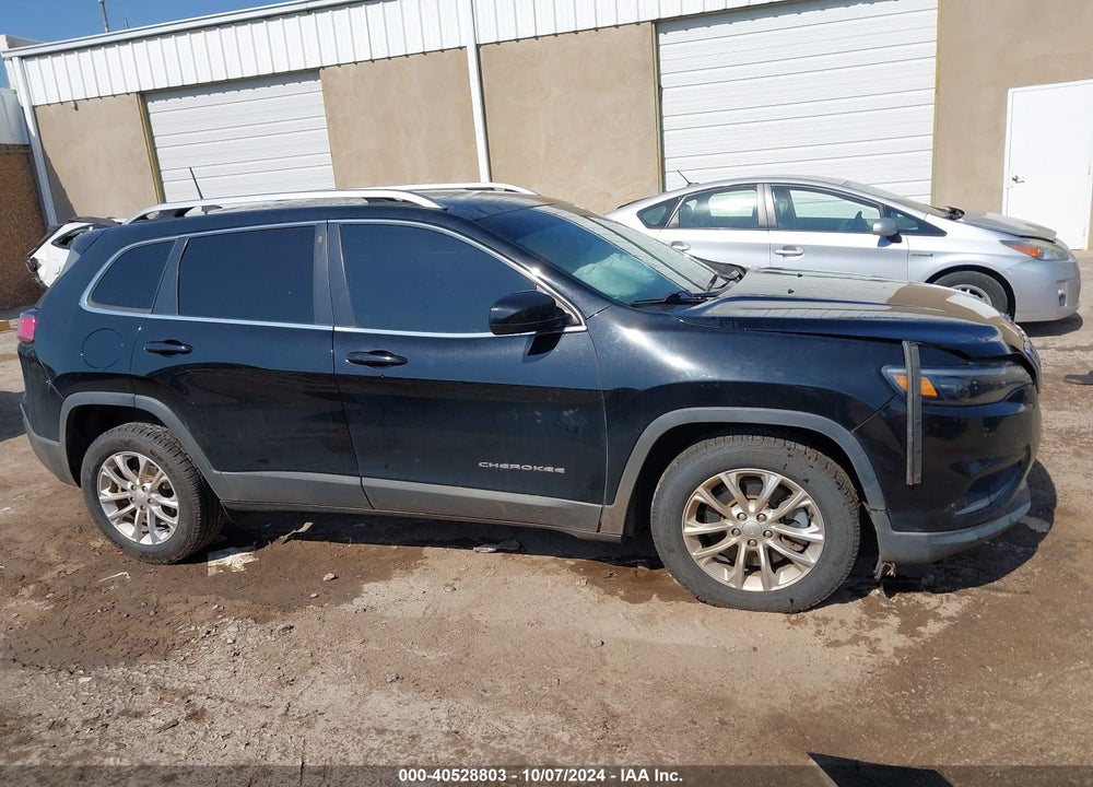 2019 JEEP CHEROKEE LATITUDE FWD VIN: 1C4PJLCB3KD358957