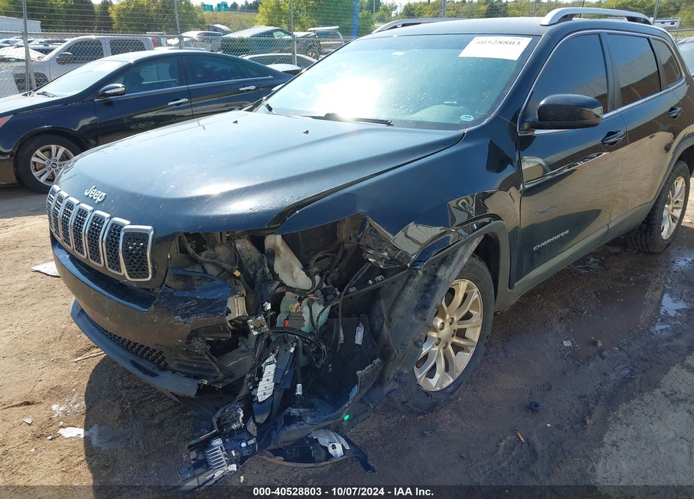 2019 JEEP CHEROKEE LATITUDE FWD VIN: 1C4PJLCB3KD358957